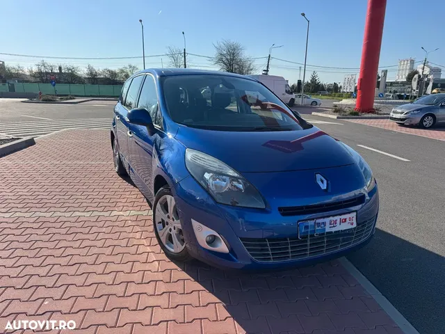 RENAULT SCENIC