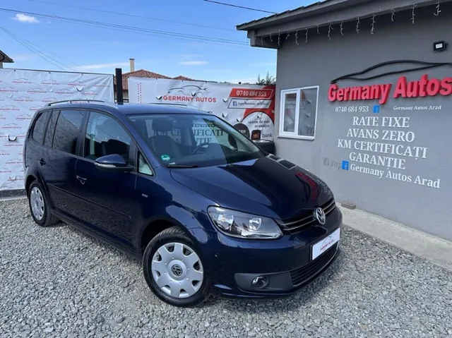 VOLKSWAGEN TOURAN