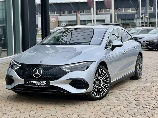 MERCEDES-BENZ EQE
