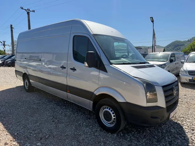 VOLKSWAGEN CRAFTER