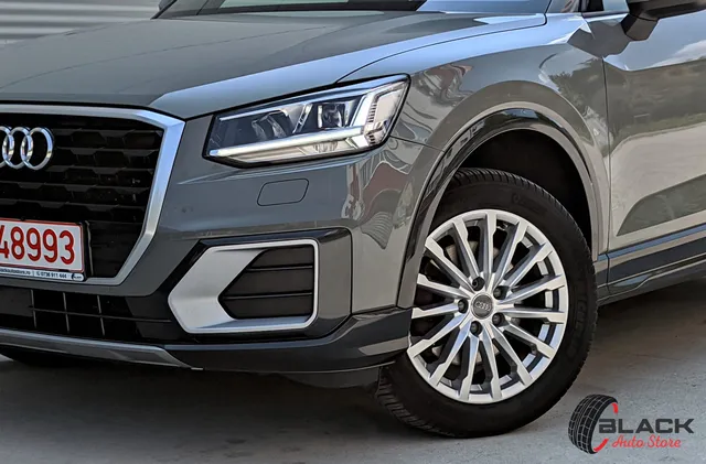 AUDI Q2
