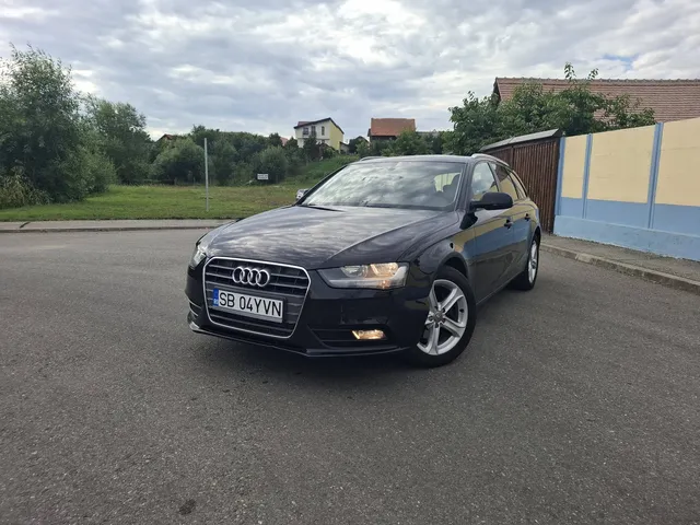 AUDI A4