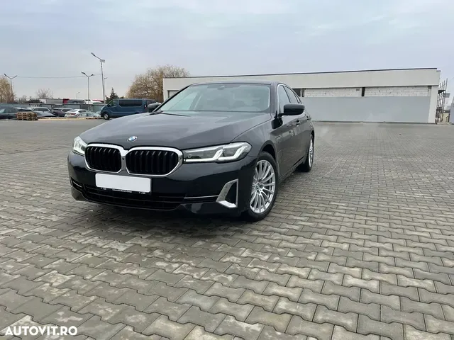 BMW 5 SERIES