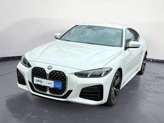 BMW 4 SERIES