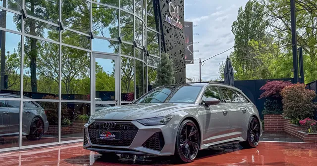 AUDI RS6