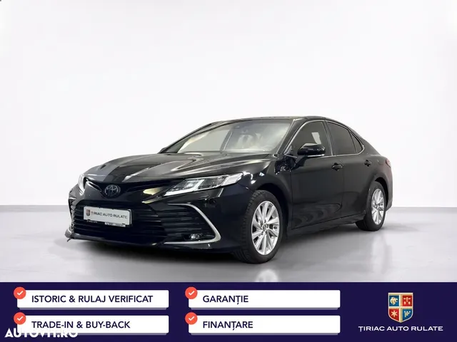 TOYOTA CAMRY