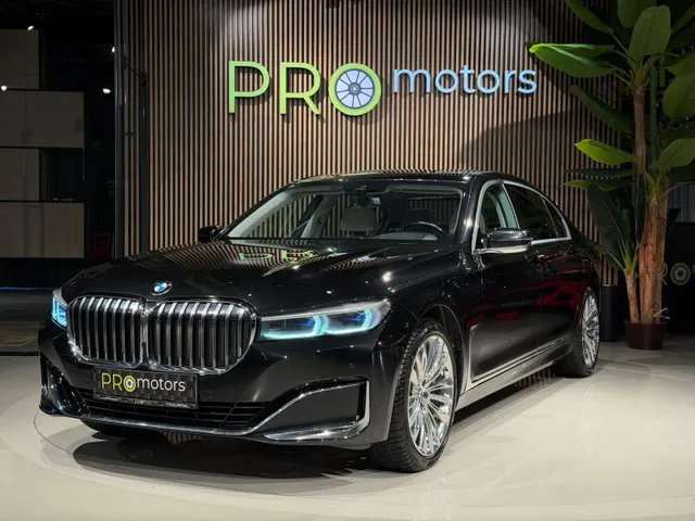 BMW 7 SERIES