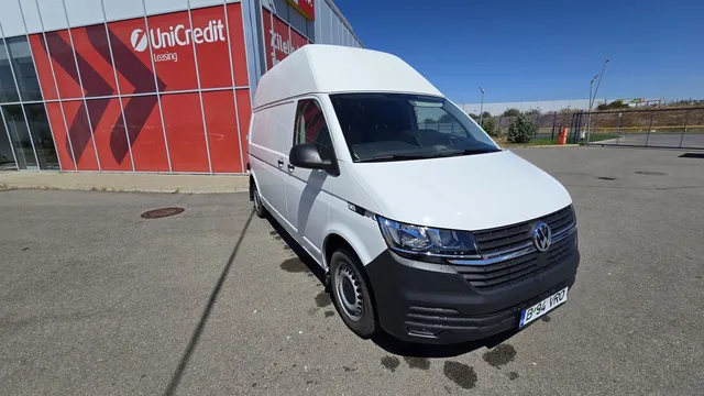 VOLKSWAGEN TRANSPORTER