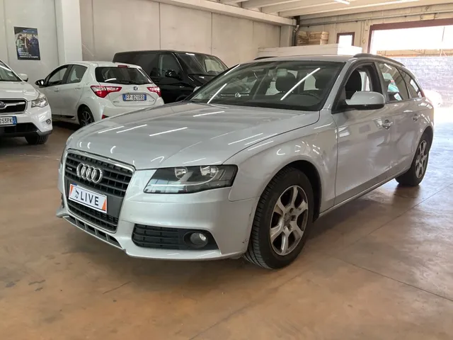 AUDI A4