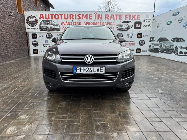 VOLKSWAGEN TOUAREG