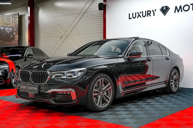 BMW 7 SERIES