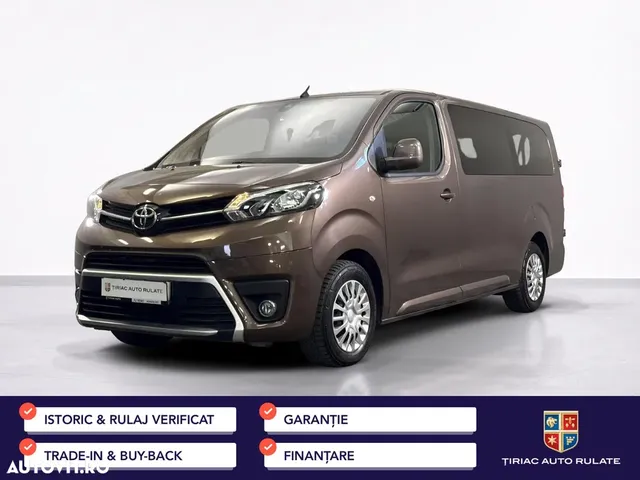 TOYOTA PROACE