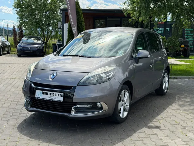 RENAULT SCENIC