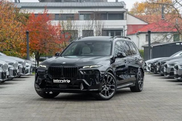 BMW X7