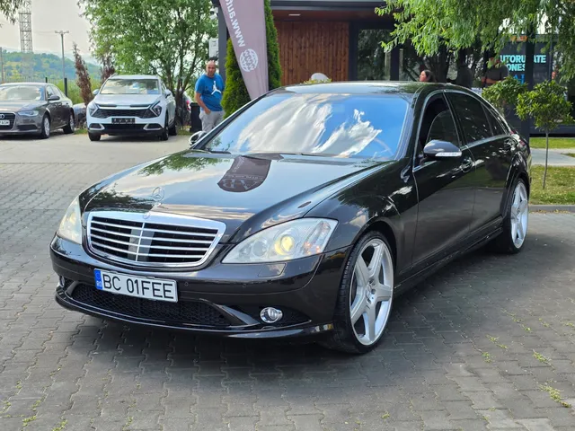 MERCEDES-BENZ S CLASS