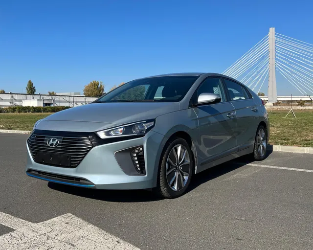HYUNDAI IONIQ