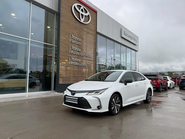 TOYOTA COROLLA