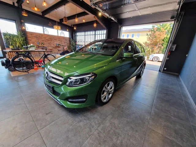 MERCEDES-BENZ B CLASS