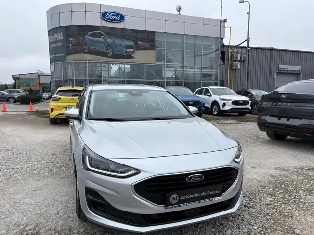FORD FOCUS