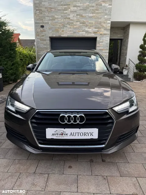 AUDI A4 AVANT