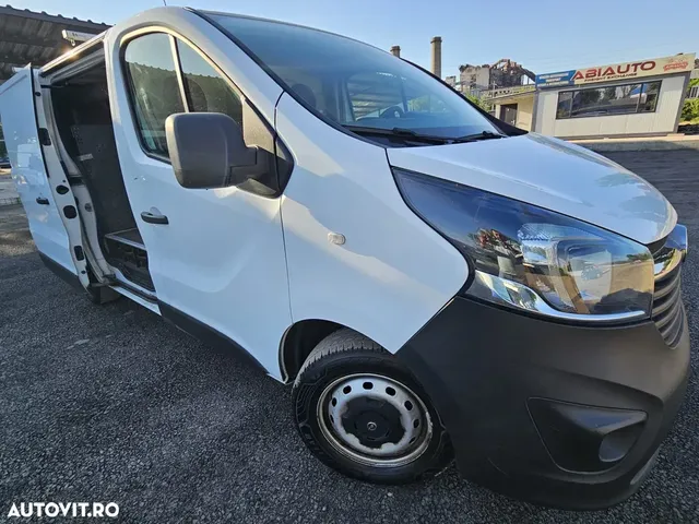 OPEL VIVARO