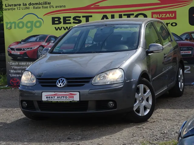 VOLKSWAGEN GOLF