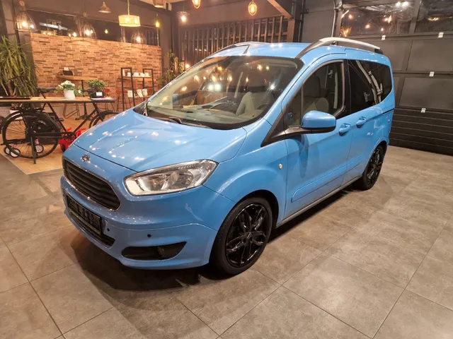 FORD TOURNEO COURIER