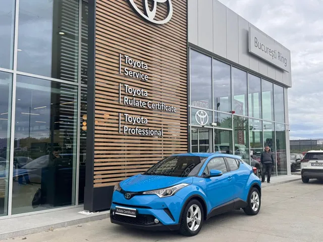 TOYOTA C-HR