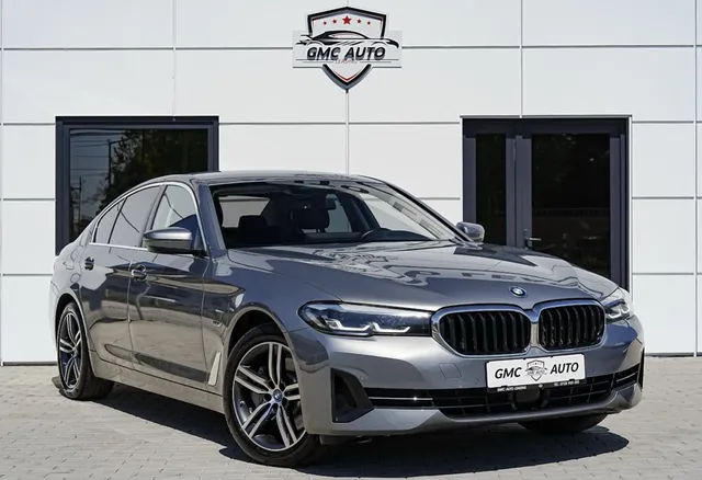 BMW 530E
