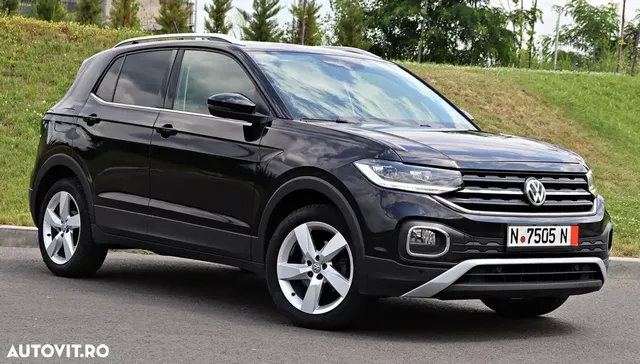 VOLKSWAGEN T-CROSS