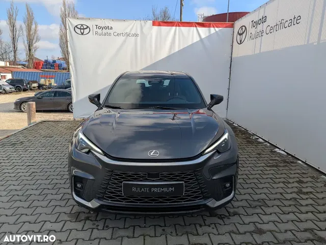 LEXUS LBX