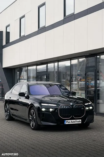 BMW 7 SERIES