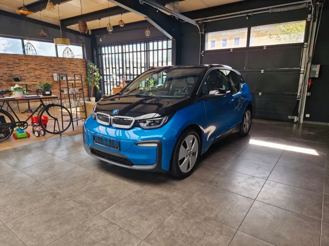 BMW I3