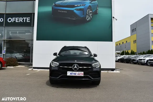 MERCEDES-BENZ GLC