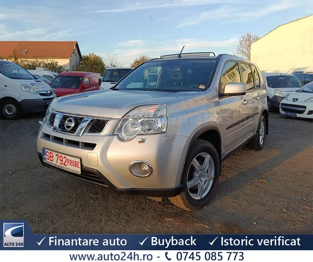 NISSAN X-TRAIL