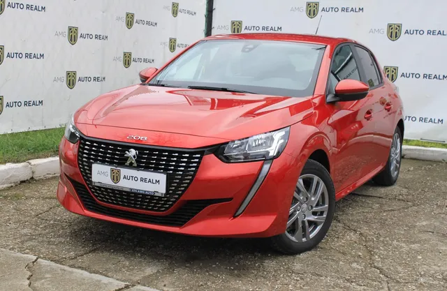 PEUGEOT 208