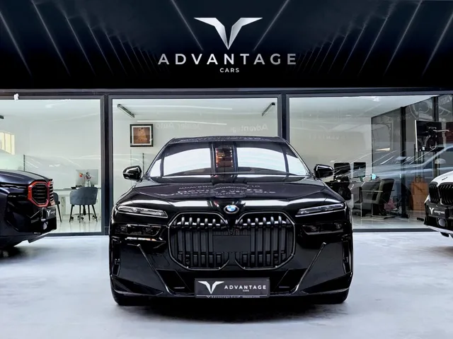 BMW 7 SERIES