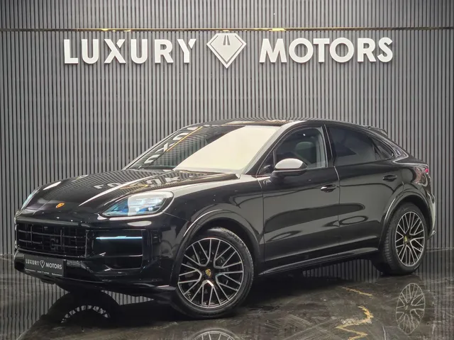 PORSCHE CAYENNE COUPE