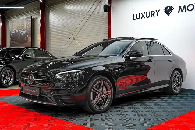 MERCEDES-BENZ E CLASS