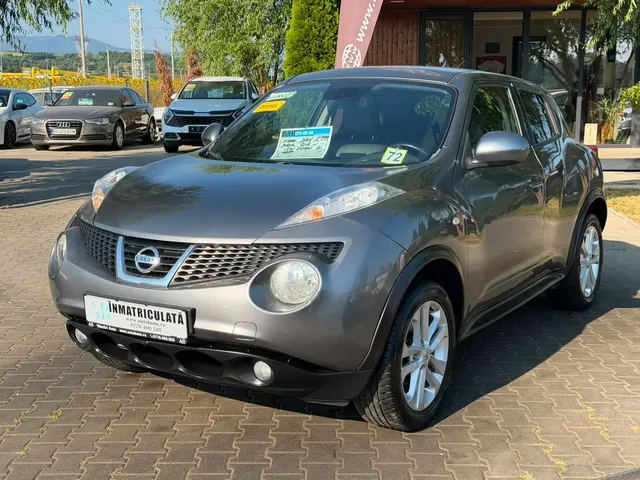 NISSAN JUKE