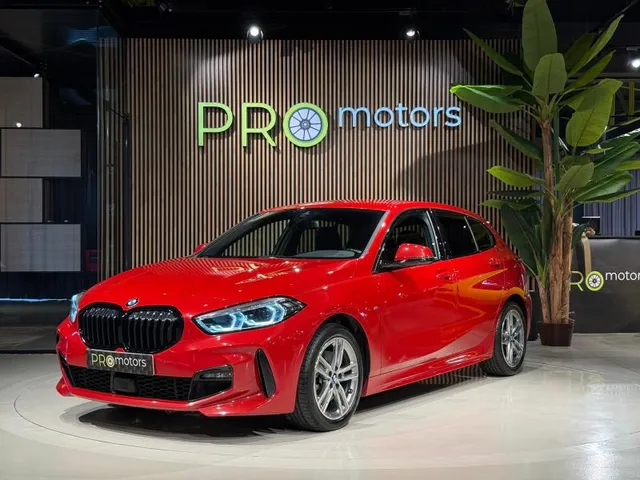 BMW 1 SERIES