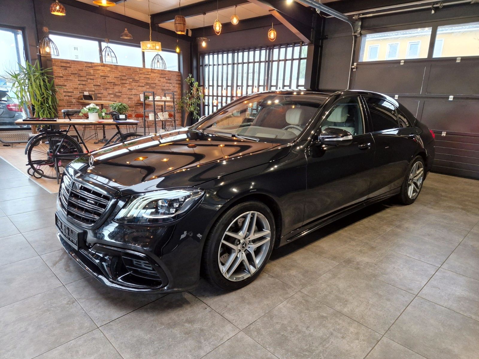 MERCEDES-BENZ S CLASS