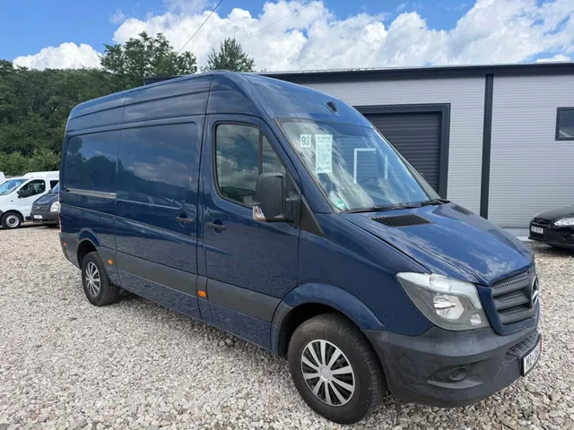 MERCEDES-BENZ SPRINTER