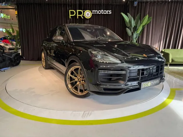 PORSCHE CAYENNE COUPE