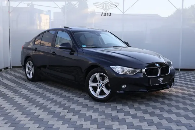 BMW 3 SERIES