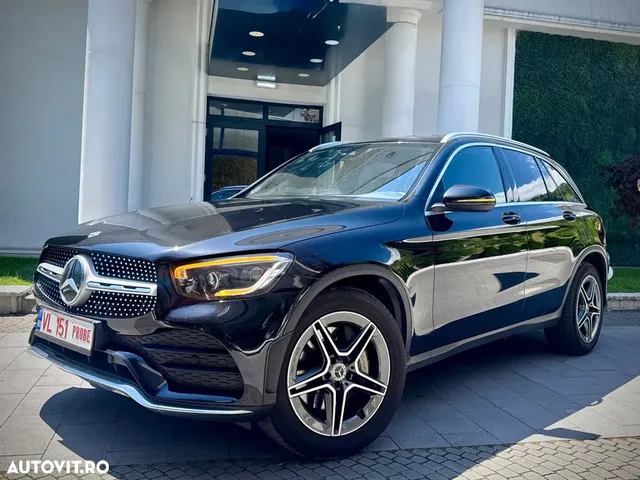 MERCEDES-BENZ GLC