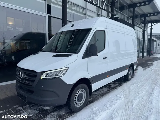 MERCEDES-BENZ SPRINTER