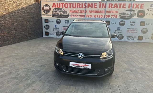 VOLKSWAGEN TOURAN