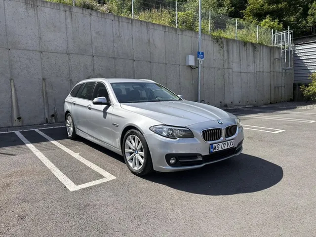 BMW 5 SERIES
