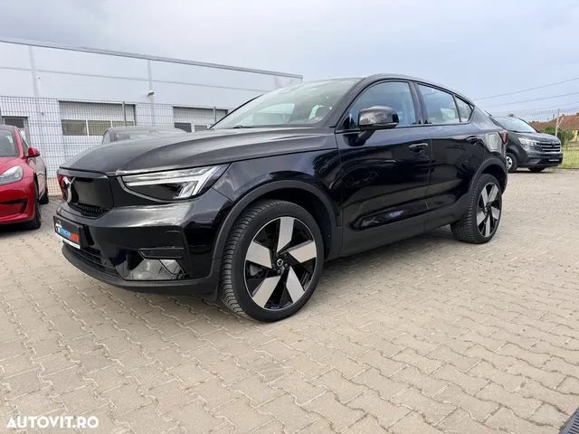 VOLVO C40